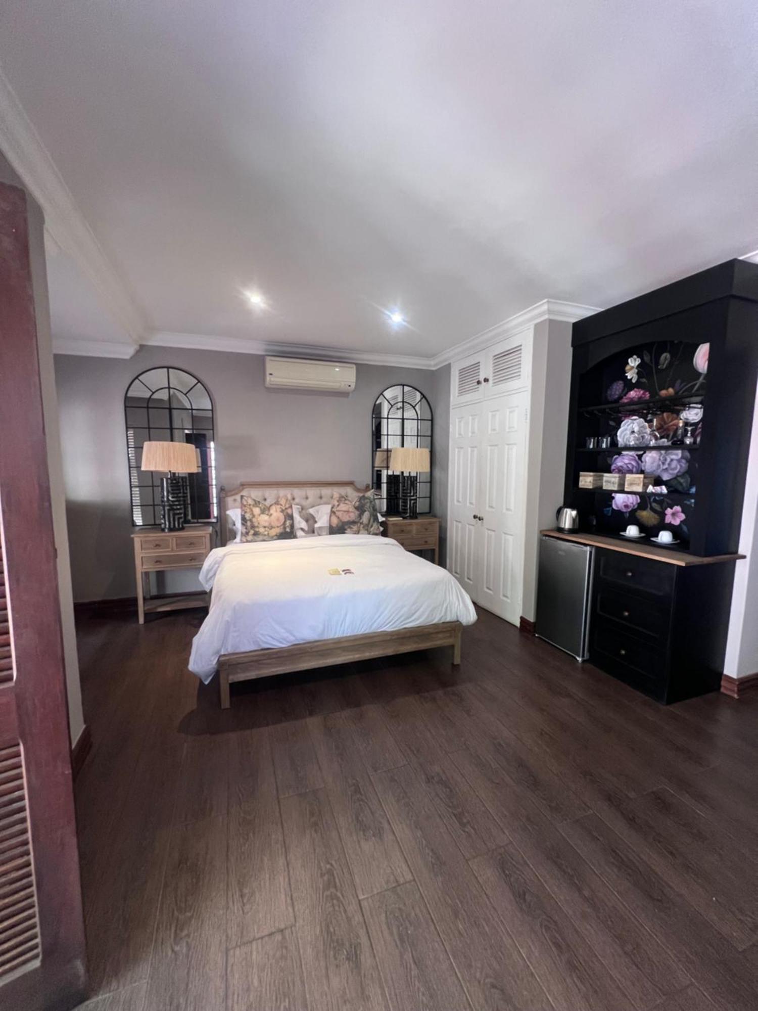 Bohemian Guesthouse - Pretoria Bagian luar foto