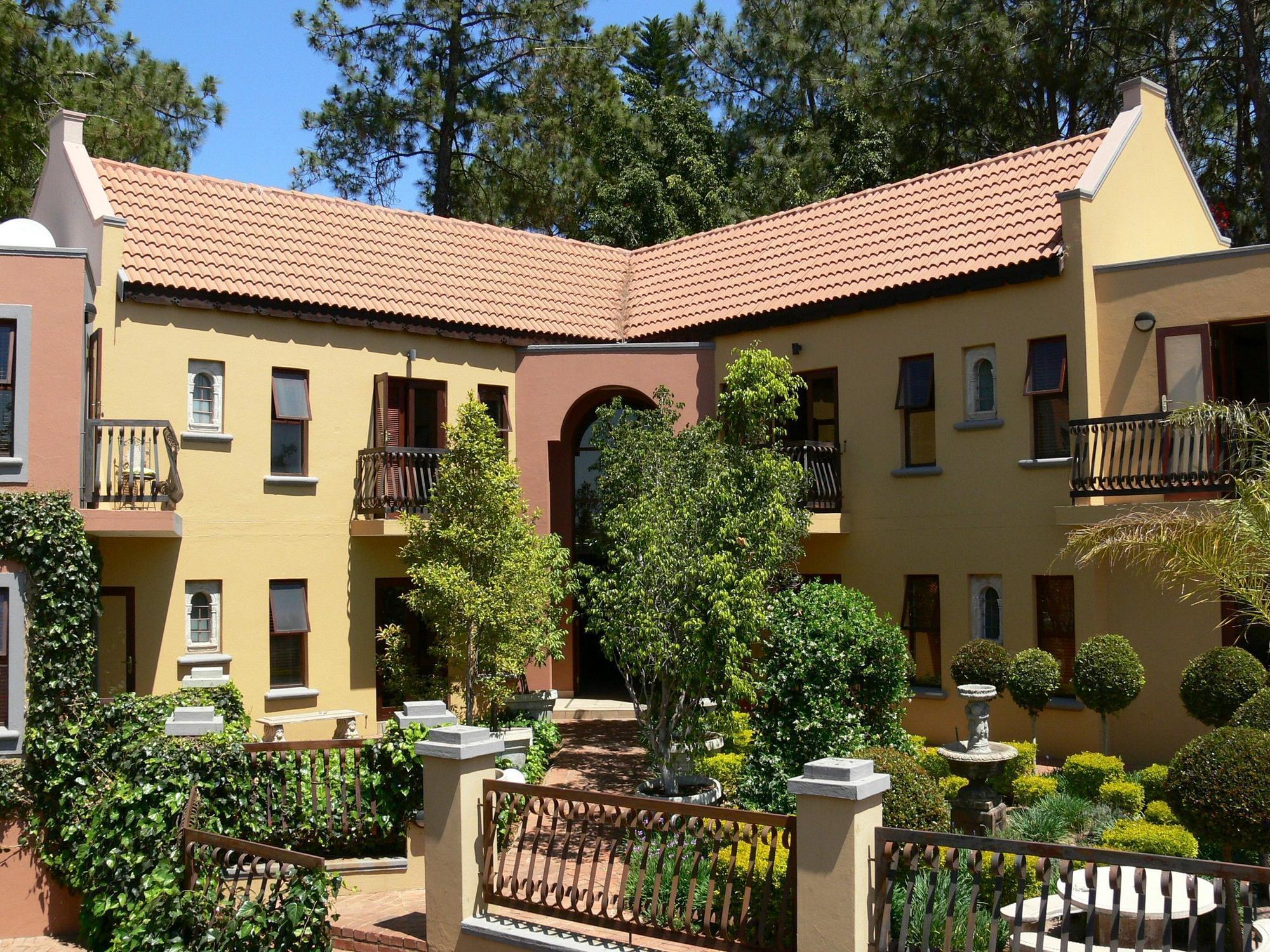 Bohemian House - Pretoria Hotel Bagian luar foto