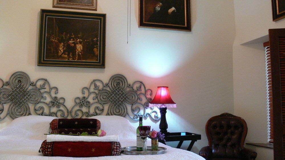 Bohemian Guesthouse - Pretoria Bagian luar foto