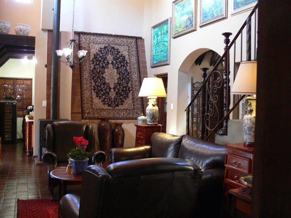 Bohemian Guesthouse - Pretoria Bagian luar foto