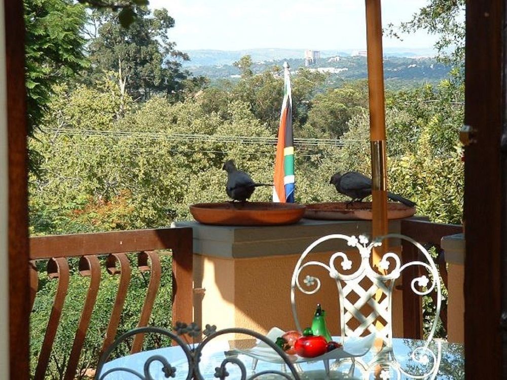 Bohemian Guesthouse - Pretoria Bagian luar foto